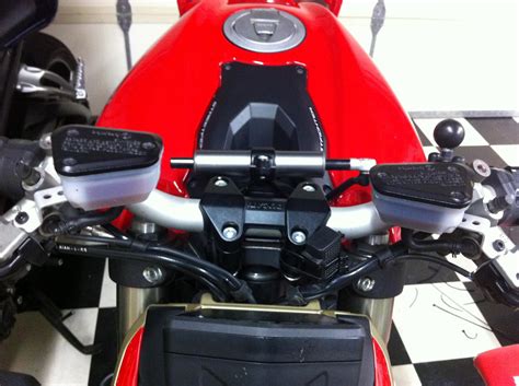 These are clever enough to recognise what type of battery they're plugged into and what state it's in, then modify their charging regime to. for Gadgetheads - motorcycle USB charging port with ...