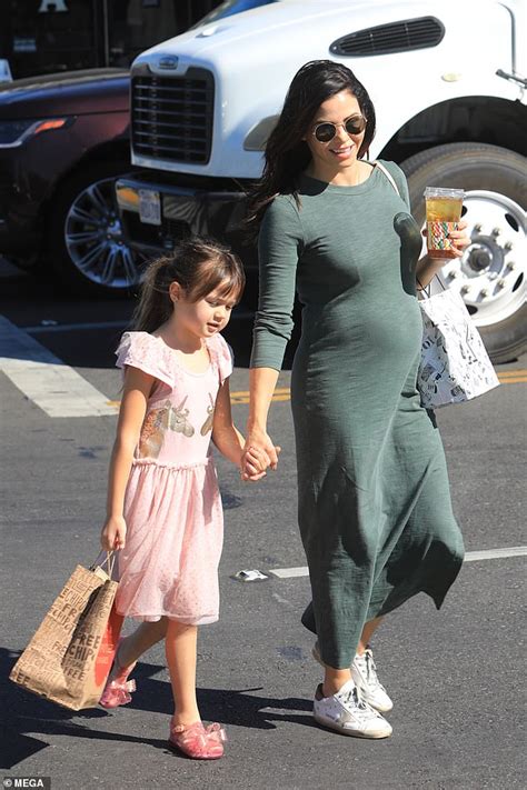 Jenna Dewan Is A Doting Mom As Pregnant Star Enjoys A Shopping Trip