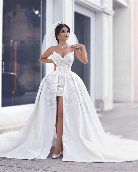 Choosing dresses for your fantasy beach wedding should be curbed with a touch of practicality. Sexy Short Beach Wedding Dresses with Detachable Train ...