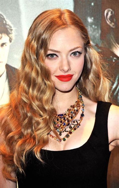 Red Carpet Beauty Of The Day Amanda Seyfried Goes Red At Red Riding