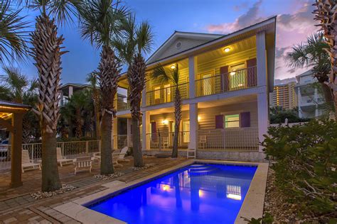 Under the Sea: Miramar Beach 6 bedroom Beach House Rental With Pool
