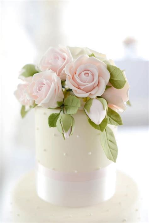 Blush Wedding Blush Roses On The Wedding Cake 2050806 Weddbook