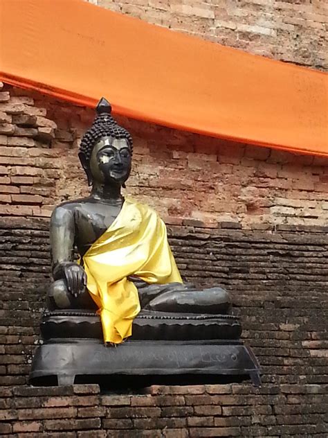 Fotos Gratis Monumento Estatua Sentado Budismo Tailandia Templo