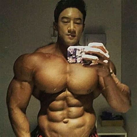 bodybuilder korean hwang chul soon 황철순 asian muscle men bodybuilding muscle men