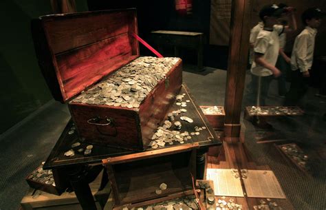 26 Incredible Treasures Found On Shipwrecks
