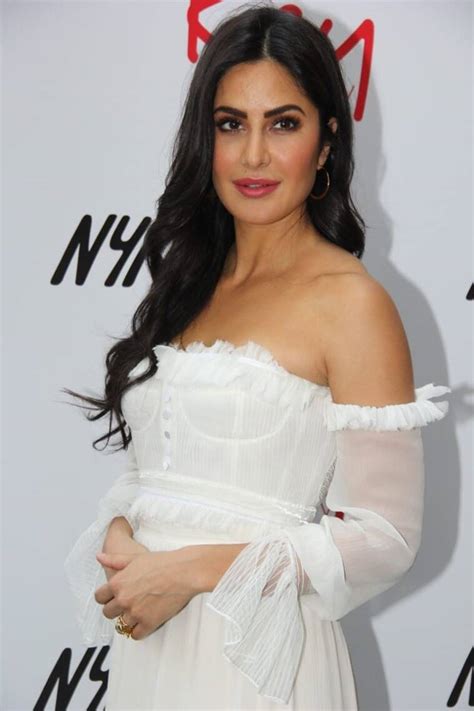 Katrina Kaif Shows How To Ace Nude Makeup For A White Outfit Fashion News The Indian Express