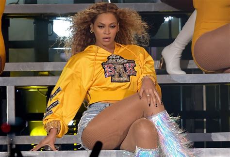 Beyonce Stuns Coachella 2018 Audience With Epic Performance — Beychella