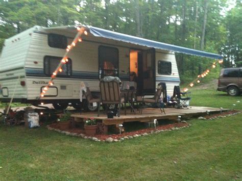 I'm one of the creators of campsite. Our Pallet Deck from last year, no instructions. Just our ...