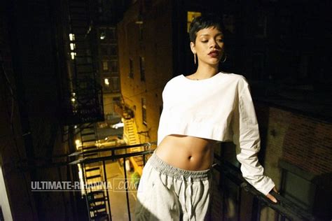 Rihanna Topless Sexy Photos Video Thefappening Hot Sex Picture