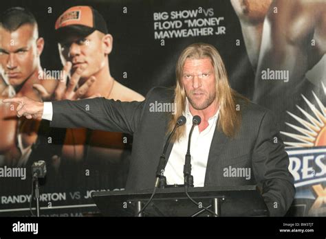 Wwe Superstars Wrestlemania Press Conference Stock Photo Alamy