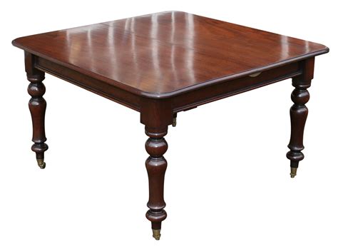 An Antique Victorian Mahogany Extending Dining Table