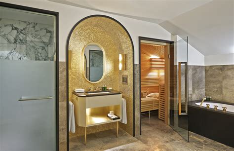 Luxe Lavs Best Hotel Bathrooms To Warm Up In 2014