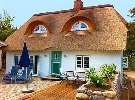 Wohnungen zur miete aktuelle angebote für mietwohnungen finden auf immobilo.de wohnungssuche mit immobilo.de.laut statistischem bundesamt wohnen ca. Ferien mit Hund an der Nordsee | Thatched cottage, Cottage ...