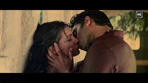 Lara Dutta Hot Kissing Scenes 1080p Xhamster