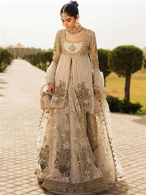 Nikkahnikah Gharara Outfit White N Gold Pakistani Bride Bridal Outfits