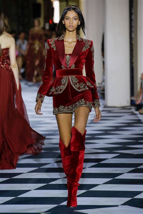 D Fil S Vogue Paris Runway Fashion Couture Haute Couture Fashion