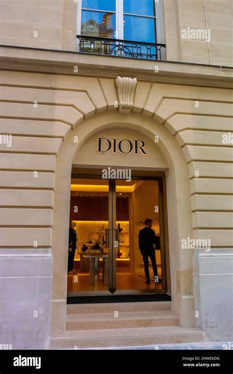 Christian Dior Building Paris Hi Res Stock Photography And Images Alamy