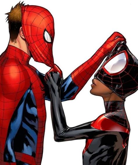 Spiderman Peter Parker Vs Spiderman Miles Morales Comics Amino