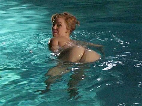 Actress Kelli Garner Nude And Hot Photos