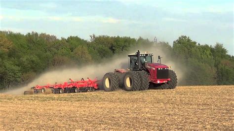 Versatile 575 Tractor Pulling A 40 Kuhn Krause Excelerator In Indiana