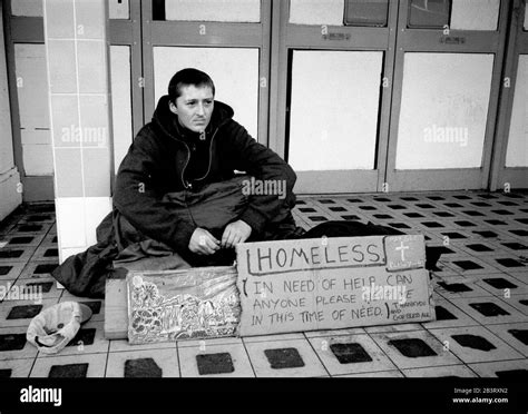 Homelessness Uk Black And White Stock Photos And Images Alamy