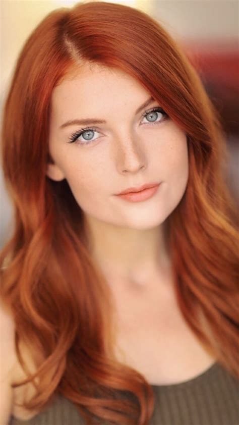 Pin By Jose Luis On Style Beautiful Red Hair Red Hair Color Shades Redhead Hairstyles