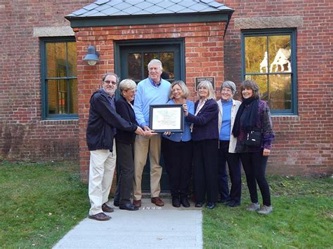 Tashmoo Spring Building Committee Earns Preservation Award The Martha