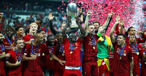 Liverpool is slightly favorite to win the match. Mediawatch: Liverpool, Man Utd, trophies, click click ...