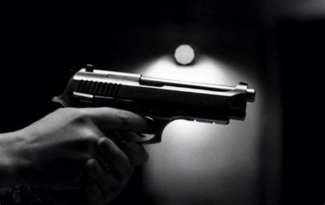 #weapon #handgun #gun #pistol #mentags. Pin by stacy on me | audrey shepard. | Guns, Aesthetic ...