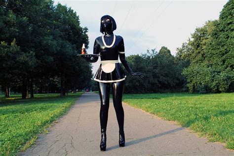 Masked Maid In Public Xpost R ShinyPorn Nudes Heavyrubber NUDE