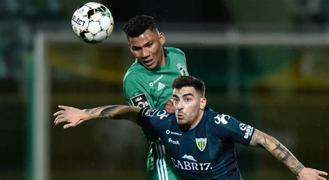 Sigue el partido entre sc farense y tondela en directo. Tondela afunda Farense