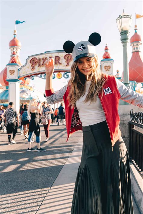 14 Cute Disneyland Outfits Get A Perfect Park Aesthetic Women