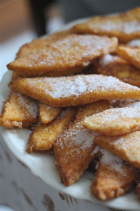 Si tratta di una ricetta semplice e molto facile da realizzare e potrai per preparare il semolino dolce puoi cominciare cuocendo in una casseruola il latte e zucchero fino a. Frittelle dolci di semolino | ricetta originale romagnola