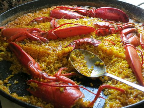El arroz con bogavante 🦀 es un plato muy típico de la costa que, lo prepares como lo prepares, te va a encantar. Cocina con Quenyin: Arroz con bogavante