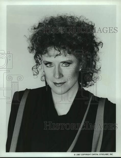 1987 Press Photo Actress Judy Parfitt As Queen Lillian In The