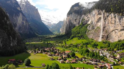 Flying Over Lauterbrunnen Switzerland 4k Youtube