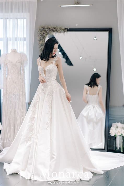 Pin De Arlene Mighty Em Yes Yes To The Dress Roupas Coreanas Vestidos Casamento