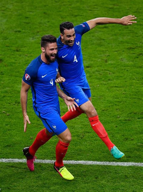 Olivier Giroud Of France Celebrates Scoring His Teams First Goal With