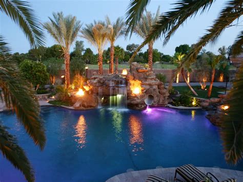 Million Dollar Pool At Sunset Million Dollar Rooms Luxury Swimming