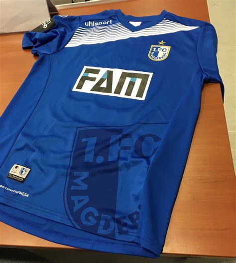 May 15, 2021 · damit beenden die gastgeber den positivtrend des fcm, was sich im spielverlauf nicht abgezeichnet hat. 1. FC Magdeburg 16-17 Heimtrikot veröffentlicht - Nur Fussball