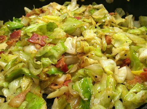 Quick simple and super delicious recipe. Low Carb Layla: Fried Cabbage with Bacon and Onions