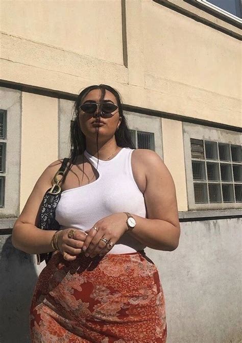 Y2k For Everybody Inspo Album Imgur Thick Girls Outfits Curvy Girl