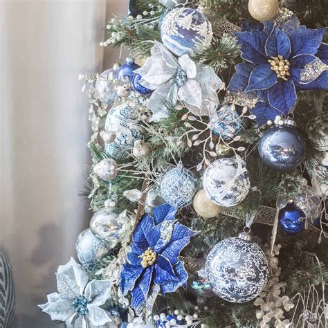 Blue White And Gold Christmas Tree Decor