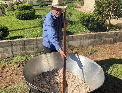 Fagundes Varela recebe oficialmente o título de Terra do Torresmo