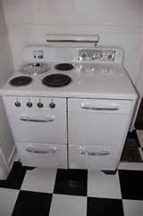 Pictures of Old Hotpoint Electric Stoves