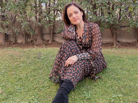 Ηελένη καρακάση, η αγαπημένη «ρίζω» από τις «άγριες μέλισσες» άφησε για λίγο το διαφάνι και το πρωί της τρίτης μίλησε σε ζωντανή σύνδεση με την εκπομπή «πρωινό» για τις καταγγελίες στο χώρο. Συγκλονίζει η Ελένη Καρακάση: "Έφτασα στην ανορεξία ...