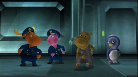 The Backyardigans Cops And Robots Cant Stop The Copsbots Youtube