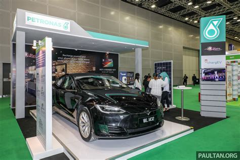 Ev charging cards sets help in being handy as they avoid the need for traditional keys and saves both money and energy. Petronas Dagangan plans for 100 EV charging stations
