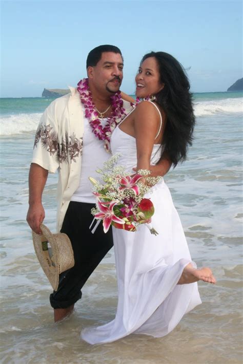 Our wedding packages are at some of the most unbelievable and yet affordable locations in the world! Affordable Barefoot Hawaii Beach Wedding Package in Oahu ...