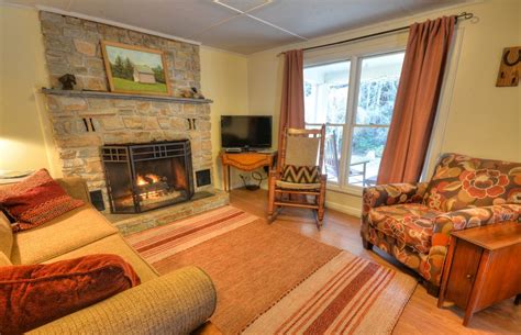 Mountain country cabin rentals offers excellent vacation properties in the murphy, nc area. Cabin vacation rental in Almond, NC, USA from VRBO.com! # ...